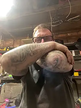 WIDBIGWHITECOCK online show from 14, 3, 2026