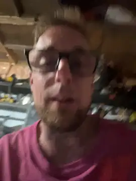 Snapshot of WIDBIGWHITECOCK chatting on 17, 5, 2026 WIDBIGWHITECOCK online show from 17, 5, 2026