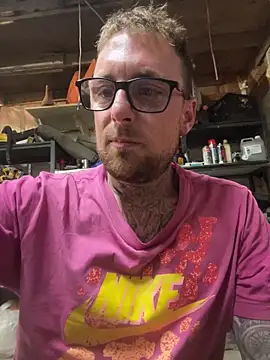 Snapshot of WIDBIGWHITECOCK chatting on 23, 5, 2026 WIDBIGWHITECOCK online show from 23, 5, 2026