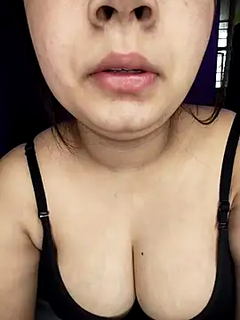 Snapshot of Ruma143 chatting on 11, 1, 2026 Ruma143 online show from 11, 1, 2026