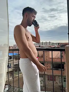 liam bronw online show from 2, 2, 2026