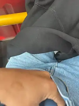 liam bronw online show from 30, 3, 2026