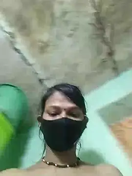 Snapshot of Miss__soniya106 chatting on 13, 2, 2026 Miss soniya106 online show from 13, 2, 2026