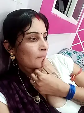 Hot ree85 online show from 19, 3, 2026