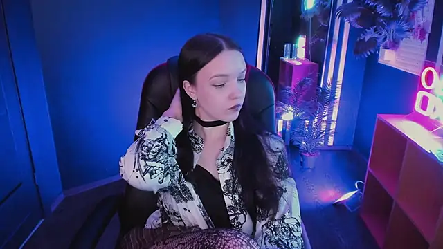 Snapshot of Emily_tender chatting on 7, 2, 2026 Emily tender online show from 7, 2, 2026