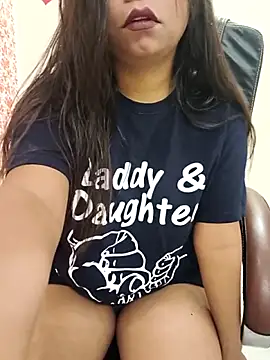 Hot Twinkle online show from 22, 4, 2026