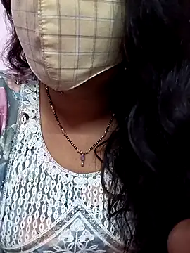 Snapshot of Ammu14399 chatting on 13, 2, 2026 Ammu14399 online show from 13, 2, 2026