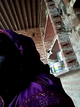 Snapshot of Alisha_beby143 chatting on 15, 1, 2026 Alisha beby143 online show from 15, 1, 2026