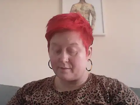 BustyRedxx online show from 13, 3, 2026