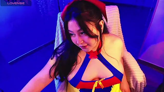 Sweet lenna online show from 9, 2, 2026