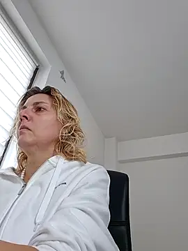 Amelia9798 online show from 23, 2, 2026