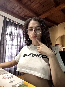 Nanucurlyxx online show from 30, 3, 2026