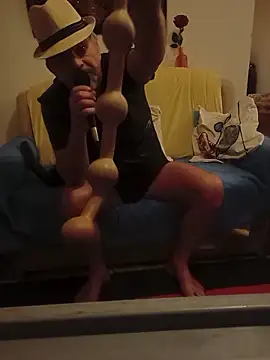 Snapshot of WildNomade chatting on 1, 3, 2026 WildNomade online show from 1, 3, 2026