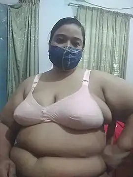 momo loves online show from 19, 5, 2026