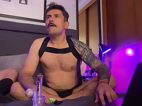 LukasMackenna online show from 3, 4, 2026