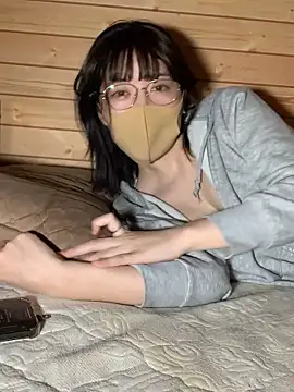 minami room online show from 22, 4, 2026