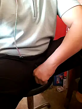 Snapshot of RaiStarrrr0-9 chatting on 9, 2, 2026 RaiStarrrr0-9 online show from 9, 2, 2026