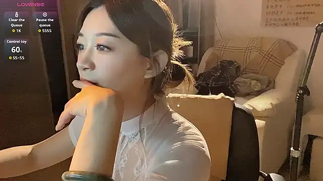 Xiaojuzi- online show from 26, 4, 2026