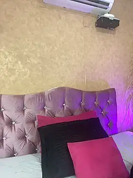 Missy 22  online show from 5, 4, 2026