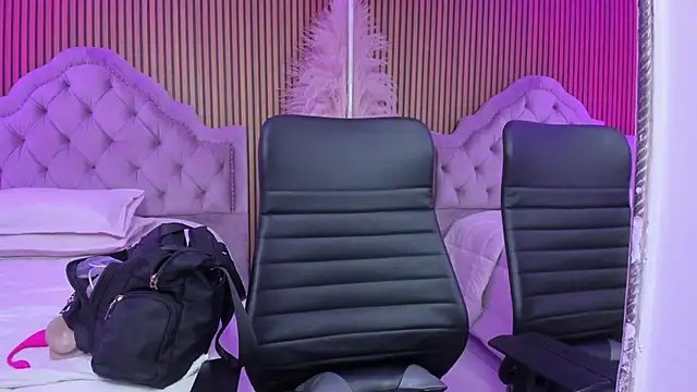 Violett hott  online show from 9, 3, 2026