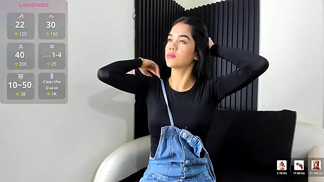 Snapshot of Luna__02 chatting on 10, 7, 2026 Luna 02 online show from 10, 7, 2026