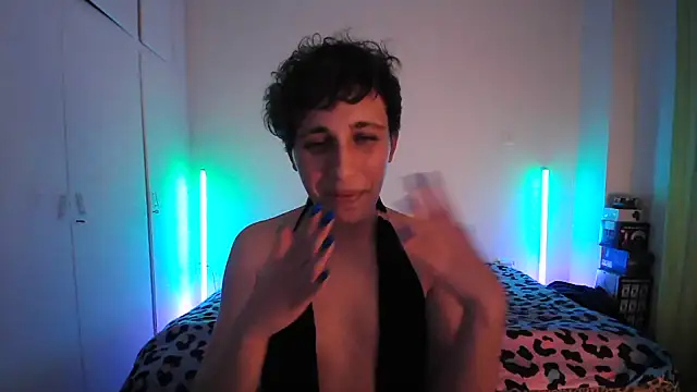 HoneyValentine online show from 23, 5, 2026