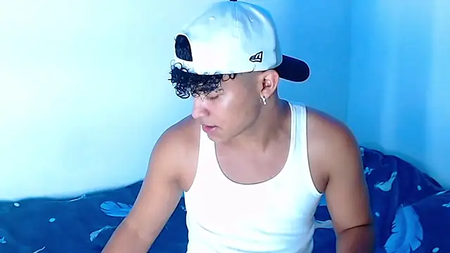 jamescurly00 online show from 2, 2, 2026