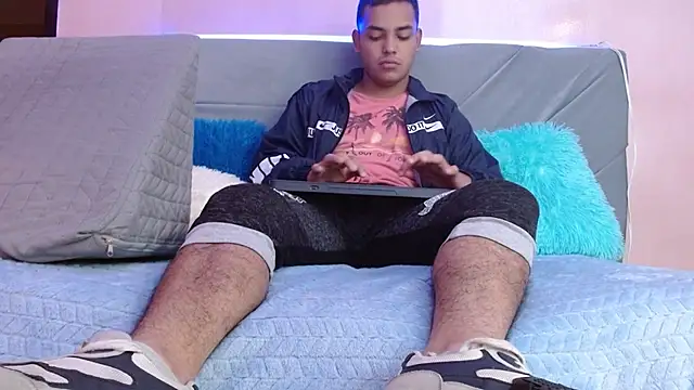 studentdeivy  online show from 7, 2, 2026