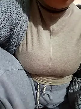 Tulip Giang online show from 7, 1, 2026