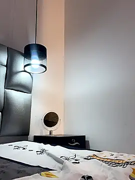 Iamcami  online show from 27, 2, 2026