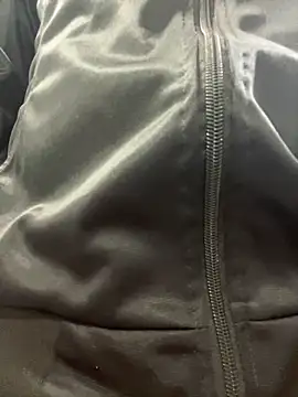 Iamcami  online show from 5, 4, 2026