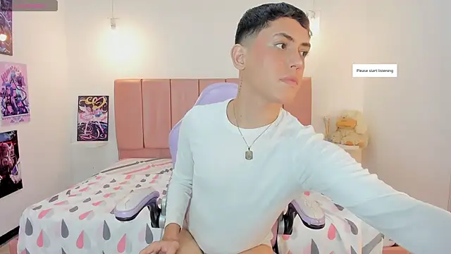 Iamcami  online show from 15, 4, 2026