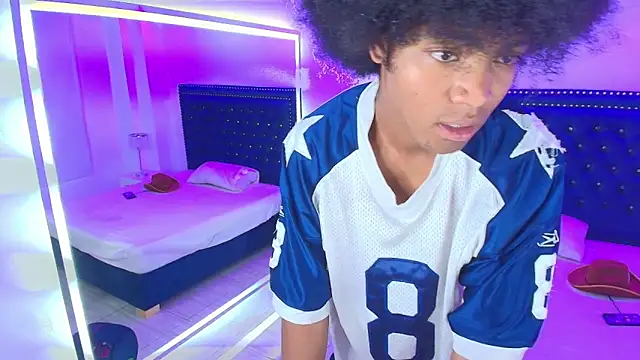 Cristal and luke online show from 2, 4, 2026