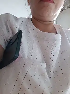 Lyna sexy24 online show from 22, 5, 2026