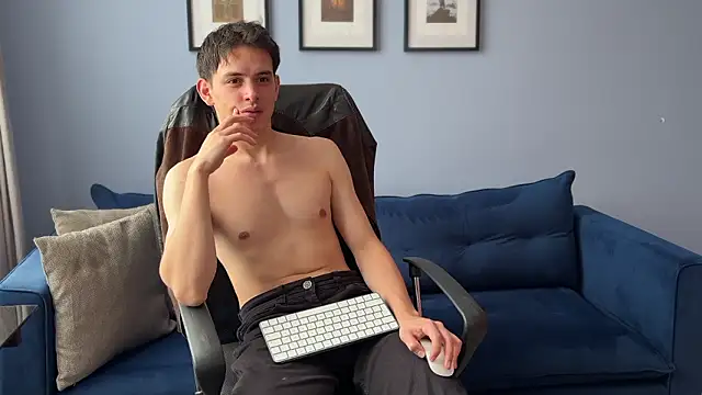 Enzho liam online show from 26, 3, 2026