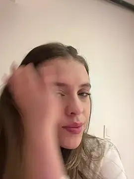 Snapshot of MARiana2619 chatting on 17, 1, 2026 MARiana2619 online show from 17, 1, 2026