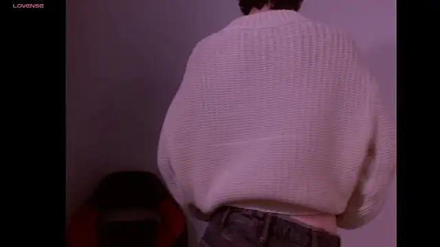 lilithot23 online show from 9, 2, 2026