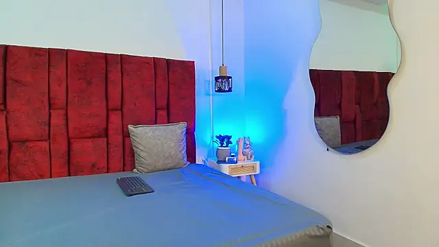 little amber online show from 13, 1, 2026