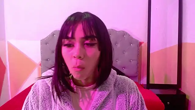 Snapshot of sofiaspring chatting on 19, 7, 2026 sofiaspring online show from 19, 7, 2026