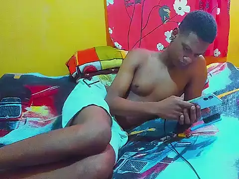 Snapshot of aunstin_mohamme chatting on 5, 3, 2026 aunstin mohamme online show from 5, 3, 2026