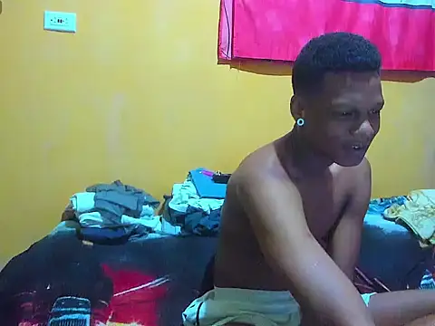 Snapshot of aunstin_mohamme chatting on 21, 3, 2026 aunstin mohamme online show from 21, 3, 2026