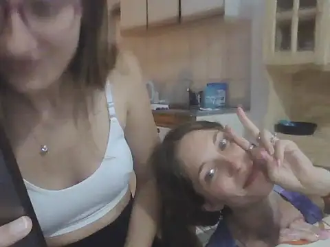 Snapshot of Noracherry chatting on 12, 1, 2026 Noracherry online show from 12, 1, 2026