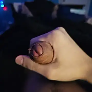 AnonymousTwinkie online show from 15, 1, 2026