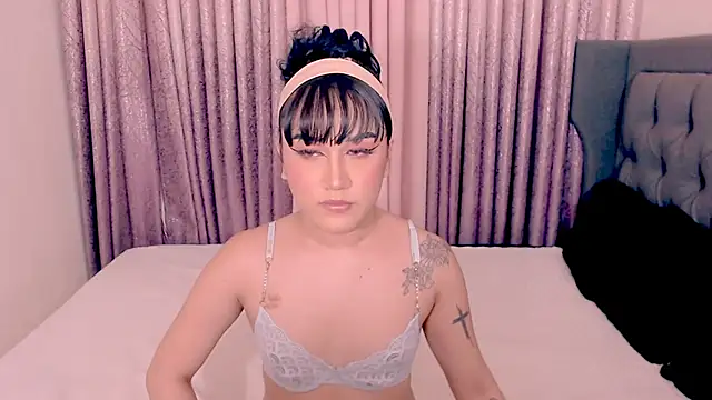 savanna pleasure online show from 20, 5, 2026