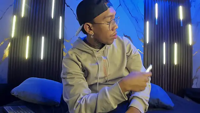 ThiagoBerry online show from 16, 2, 2026