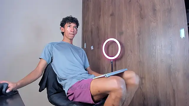 Snapshot of neitan_miller_ chatting on 10, 2, 2026 neitan miller online show from 10, 2, 2026