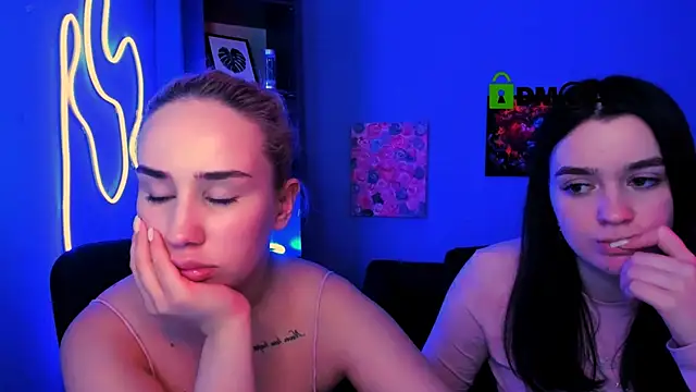 monica xcx online show from 21, 4, 2026
