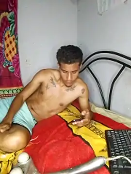 Snapshot of Moreno141224 chatting on 15, 4, 2026 Moreno141224 online show from 15, 4, 2026