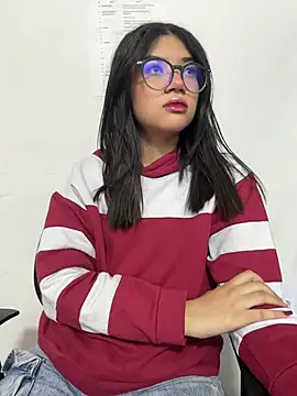  Queen love2 online show from 14, 2, 2026