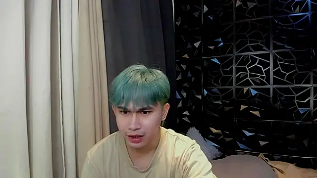 davincihugecock online show from 2, 4, 2026